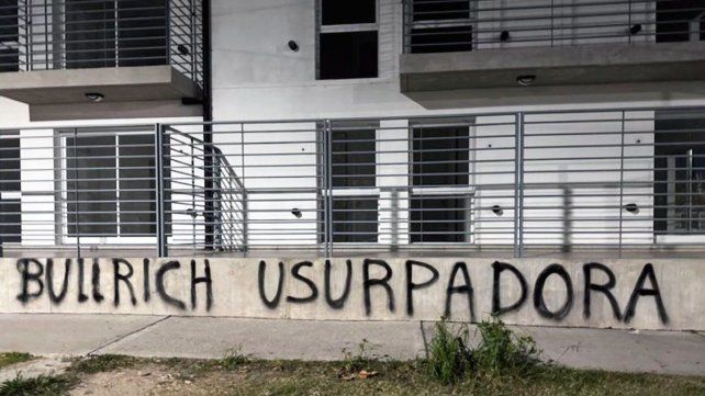 Patricia Bullrich entregó viviendas de Procrear que ya tenían adjudicatarios