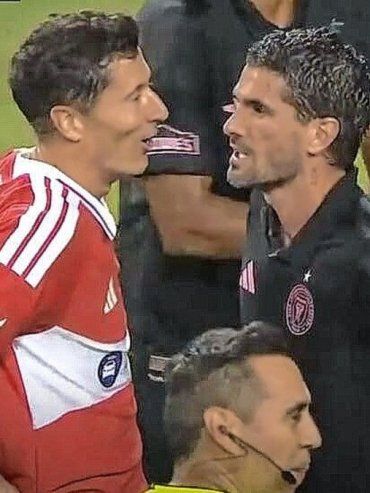 De Paul protagonizó un cruce picante con Lewandoski ¿Quien sos, bobo?