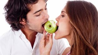 La manzana ayuda a la mujer a tener mayor excitación