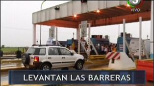 Barreras levantadas en un peaje de la ruta 18 por el despido de un trabajador