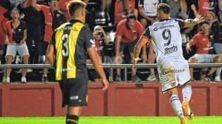 Colón volvió a los entrenamientos y el foco está puesto en Bonansea