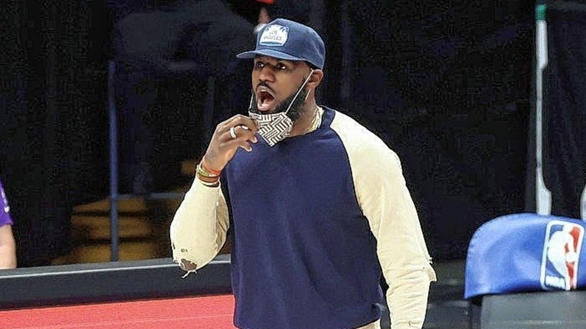 Trump questioned LeBron James over tweet against police