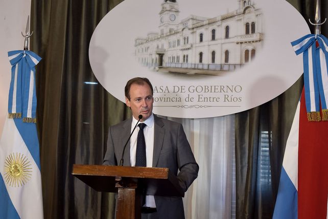 Bordet convocó a los docentes para brindar una nueva oferta salarial