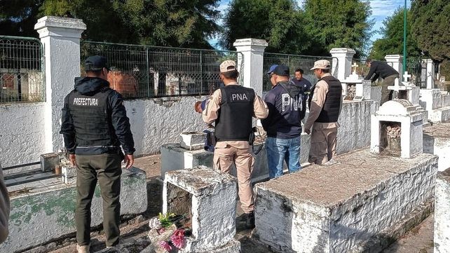 El Equipo Argentino de Antropología Forense ya tiene para analizar los restos de cuerpos&nbsp;