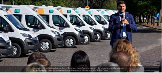 Pullaro entregó ambulancias en Rosario: Este Gobierno invierte para fortalecer la salud pública provincial Pullaro entregó ambulancias en Rosario: Este Gobierno invierte para fortalecer la salud pública provincial