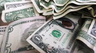 La compra y venta de dólares se flexiblizó a fines de abril.