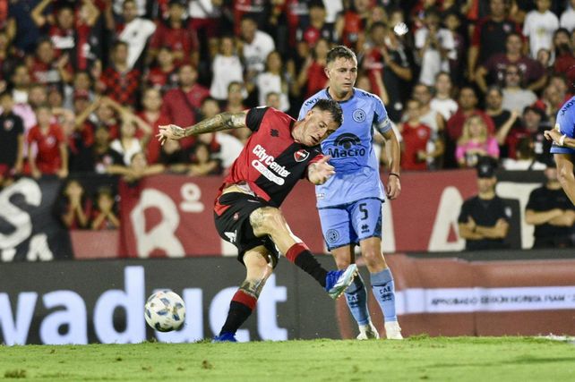 Newells ganó ante su gente en la vuelta al Coloso y sigue invicto y puntero