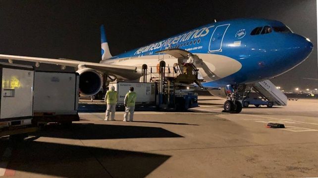 El avión de Aerolíneas antes de partir desde Moscú rumbo a Ezeiza.