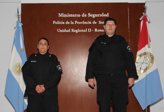 Margarita Romero y Mario Ismael Goyenechea en el acto de asunción como nuevos titulares de la UR II