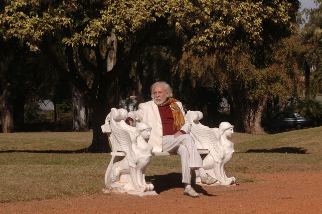 Los poemas de Hugo Diz fueron traducidos al ruso