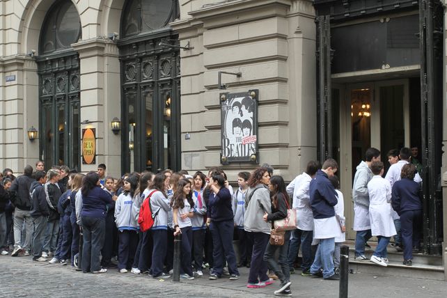 La cita tiene lugar durante el mes de septiembre en el Teatro El Círculo