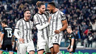 Juventus superó a Lazio 1-0 y se clasificó a las semifinales de la Copa Italia.