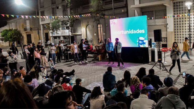Encuentro de jóvenes y adolescentes con Rosario Romero
