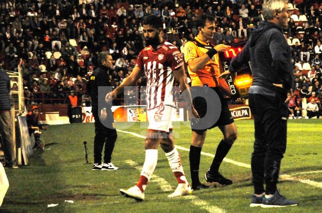 ¿Qué tiene Emanuel Britez?