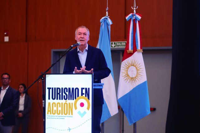 El mandatario cordobés señaló la importancia de generar la infraestructura necesaria para cuidar el turismo. (Foto: Gob. Pcia. Cba.)