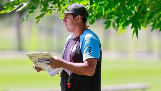 Beto Fernández: Unión puede vivir lo de Belgrano, está en el camino correcto