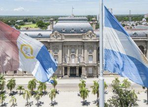 Paritarias en Santa Fe: UPCN, ATE, Amsafé y Sadop definen si aceptan la oferta salarial del Gobierno