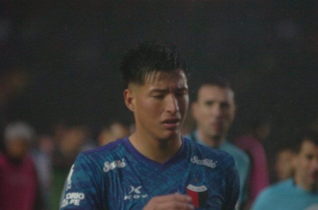 Tomás Paredes hizo su estreno en Colón: Me voy feliz por el debut, pero triste por la derrota Tomás Paredes hizo su estreno en Colón: Me voy feliz por el debut, pero triste por la derrota