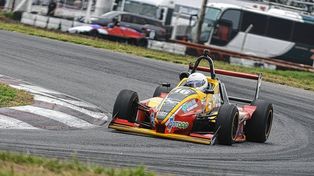 El piloto de Paraná pretende revertir el mal inicio de temporada que tuvo en la Fórmula Renault Plus.