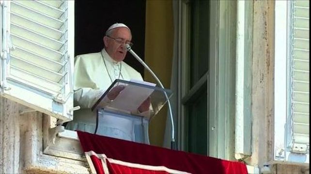 El papa expresó su pesar por los inmigrantes víctimas del sistema económico