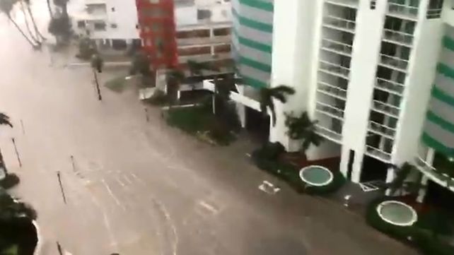 Las impactantes imágenes del mar en las calles de Miami por el huracán Irma