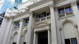 Dura advertencia de Forbes: Argentina está a un paso del colapso económico
