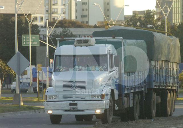 Crisis. El transporte sintió la emergencia hídrica en igual medida que los sectores productivos / Foto: Manuel Testi - Uno Santa Fe