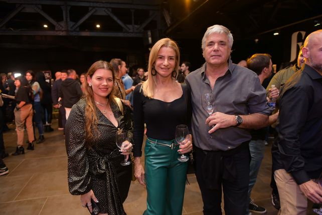 Ananda Biazi, Maria Jose Gindre y Cristian Foyatier