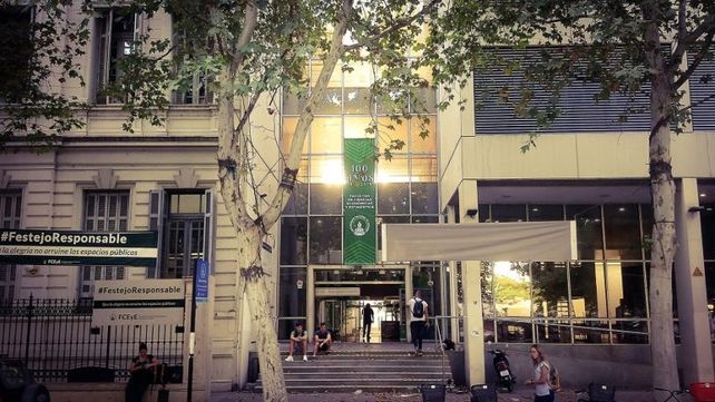 La UNR fue pionera en la carrera de estadística.