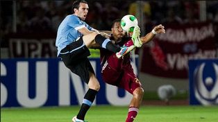 Uruguay necesita un triunfo para asegurar su clasificación