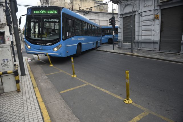 El objetivo es que los pretiles se coloquen genéricamente en todas las ochavas donde doblen unidades del Transporte Urbano de Pasajeros (TUP).