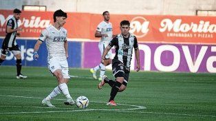 Estudiantes (BA) fue más que Tristán Suárez y también está en las semifinales del Reducido