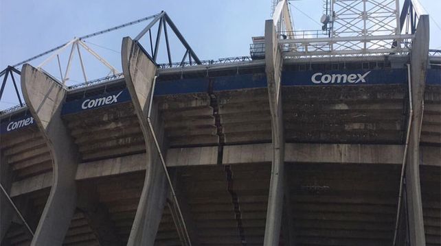Video: el terremoto puso a pruebas al estadio Azteca