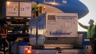 Arribó otro vuelo de China y ya llegaron más de 31 millones de vacunas al país