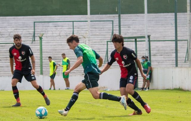 Talleres de Remedios de Escalada dio el primer golpe de la Copa