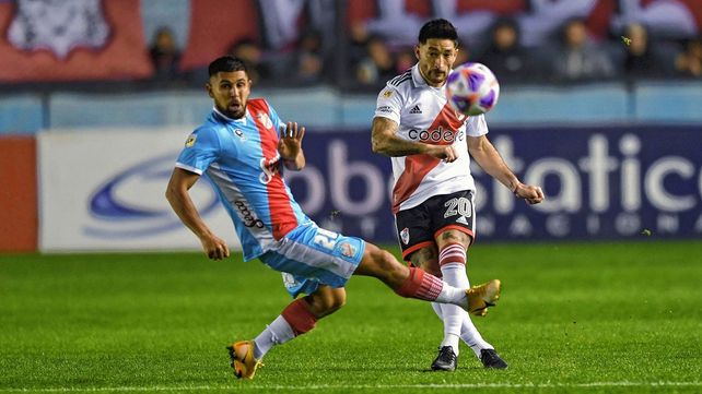 El entrerriano Milton Casco es titular en River.