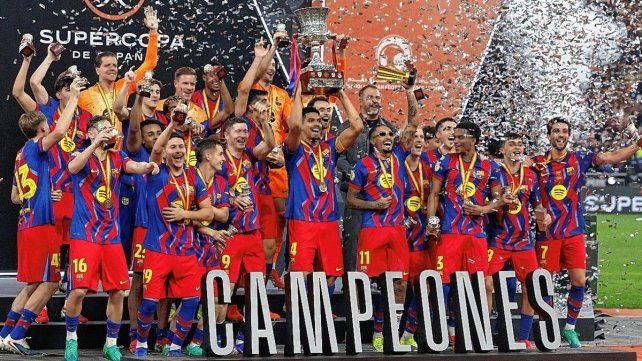 Barcelona venció a Real Madrid y se consagró campeón de la Supercopa de España.