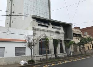 Le piden informes al gobierno por incompatibilidades del titular de la API