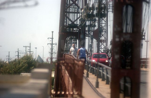 Santa Fe, un horno: el alivio llegaría el martes con lluvias que se quedarían hasta el viernes