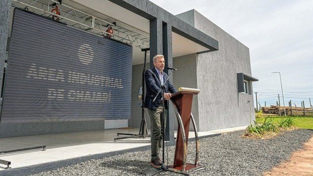 Frigerio inauguró un nuevo salón en el Área Industrial de Chajarí por sus 40 años.
