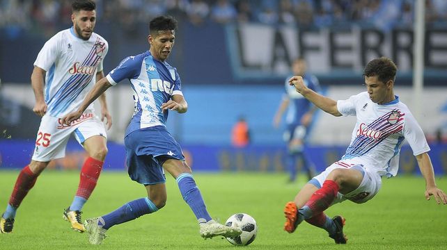 Racing-Arsenal, duelo de agrandados en Avellaneda