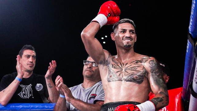 El boxeador Mirco Cuello se convirtió en el primer retador del título de campeón mundial de los plumas AMB.