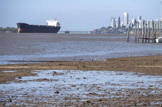 Bajante del Paraná: en diez días el río perdió medio metro en el puerto de Rosario