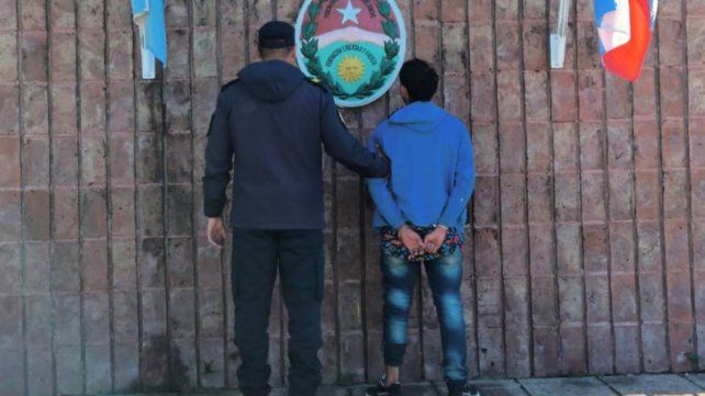 Detuvieron a un hombre que irrumpió en la Municipalidad de Santa Elena y amenazó al personal