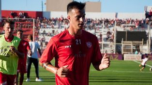 Unión quiere retener a Lotti quien estaría en la mira de Godoy Cruz