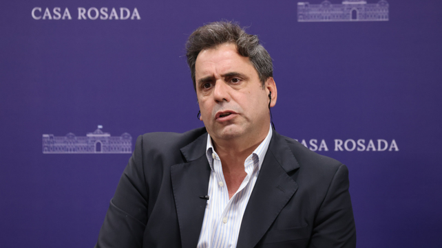 Lisandro Catalán renunció como ministro del Interior. Lisandro Catalán renunció como ministro del Interior.