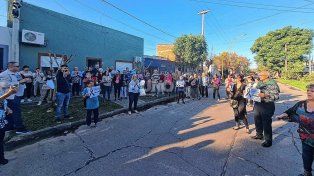 Asesinato en Bº Guadalupe: bronca de los vecinos movilizados y marcha a la Comisaría Octava