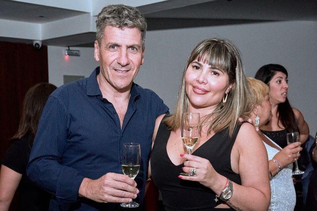 Nestor Del Valle, Rocio Ibarra