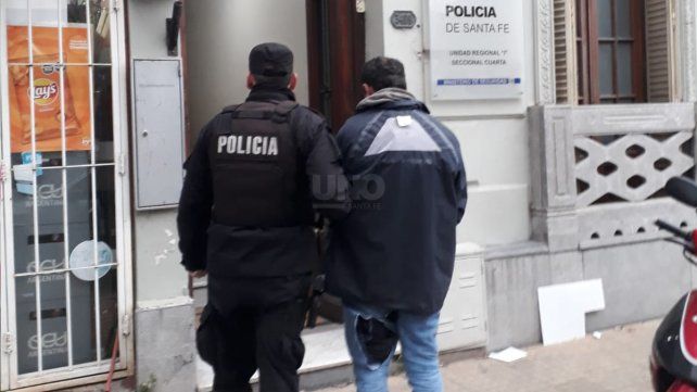 Barrio Roma: detuvieron a un ladrón que quiso robarle la bicicleta a una mujer