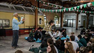 Comenzaron los homenajes por los 130 años del nacimiento de Juan L. Ortiz